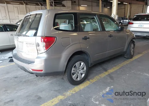 2011 Subaru Forester 2.5X из США, поврежденный, VIN JF2SHAAC3BH734380